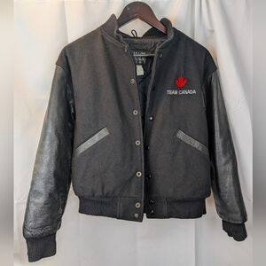 Lamasz sport Canada Varsity Leather  Jacket 90s Vintage Size L in EUC